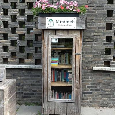<a title='Bekijk details Minibieb Oosterparkwijk' href='https://minibiebs.nl/minibieb/minibieb-oosterparkwijk'>Minibieb Oosterparkwijk</a>