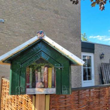 <a title='Bekijk details Boekenhuisje Nolensstraat' href='https://minibiebs.nl/minibieb/boekenhuisje-nolensstraat'>Boekenhuisje Nolensstraat</a>